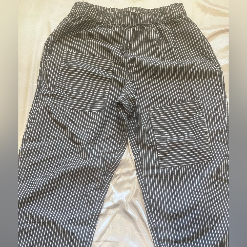 Women’s Striped Pants with Asymmetrical Pockets
